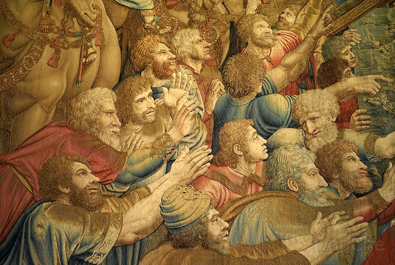 L1004262_800.jpg - Details of a Brussels tapestry in the Vatican museum.