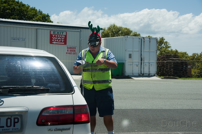 DSC_2037.jpg - The crew really was in a Xmas mood !