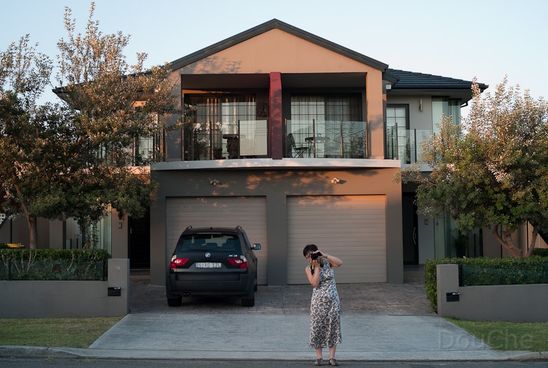 L1008938.jpg - View from black & white ...