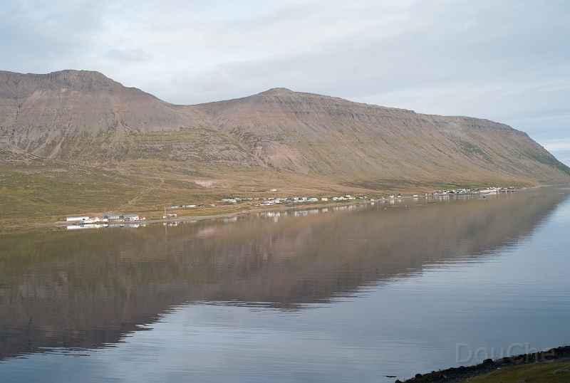 L1007458.jpg - Another stretch of houses called a village