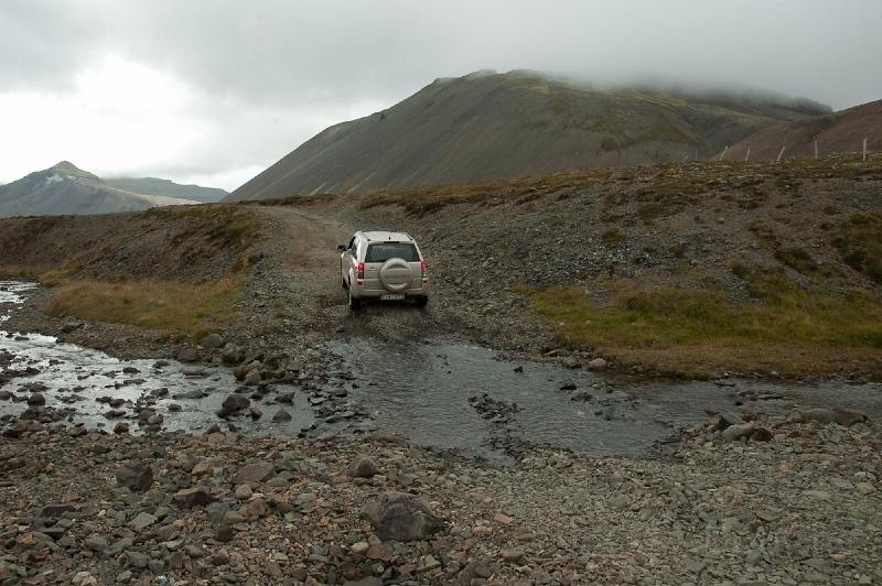 DSC_0055.jpg - No no, nothing spectacular ... this was just a rehearsal for the real rivers to cross later on ...
