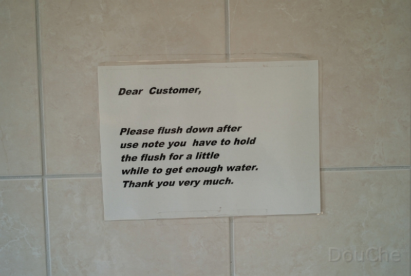 L1007965.jpg - We regret that Chinglish is disappearing from the Middle Land ... but no worries ... Iceland is taking over ! :-) Actually, pretty surprising given the fact that just everybody in Iceland speaks perfect English ... Maybe the return key on the keyboard was not working, not allowing them to  split the phrase more logically.