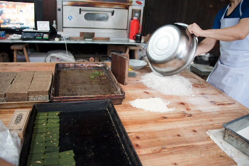 DSC_5397.jpg - Making sweets ...