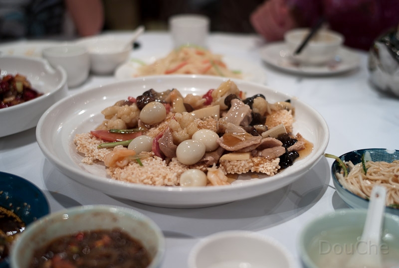 L1009744.jpg - Assorted meats on crispy rice