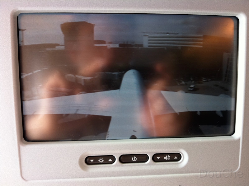 IMG_0588.jpg - And with a camera on it's tail it is flying like a bird ....